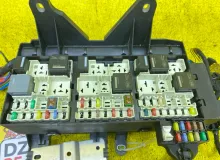 Блок предохранителей JAGUAR XF/XE 2010 GX7314C445AA X260/X760 204PT/PT204, передний