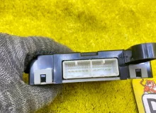 Блок управления климат-контролем TOYOTA 4RUNNER/HILUX SURF 2006 8865035250 UZN210/UZN215/RZN215W/GRN215W/GRN210/TRN215W/KDN215W/VZN215W 2UZFE, передний
