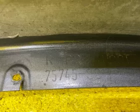 Накладка на крыло Toyota