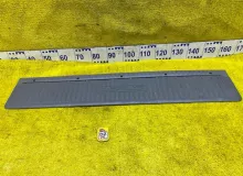 Пластик замка багажника LEXUS LAND CRUISER/LAND CRUISER CYGNUS/LX470 5857460070 UZJ100L/UZJ100W/UZJ100, задний