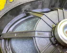 Динамик Toyota