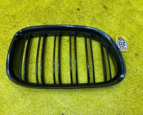 Решетка радиатора BMW