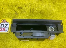 Пепельница BMW 7-SERIES 2009 911931706 F01 N54B30A, передняя Пепельница BMW 7-SERIES 2009 911931706 F01 N54B30A, передняя