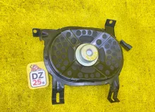 Сабвуфер JAGUAR XE 2010 GX7318808AC X760 204PT/PT204, передний