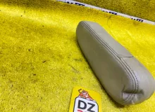 Подлокотник INFINITI QX56/ARMADA/TITAN 2006/Цвет Q11 887007S601 JA60/TA60/A60 VK56DE, передний правый