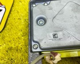 Блок управления airbag Nissan