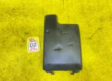 Подлокотник JAGUAR XE 2010 T2H3365PVJ X760 204PT/PT204, передний