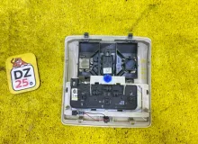 Светильник салона Land Rover RANGE ROVER SPORT 2005 XDM500012LUM L320 508PS, передний