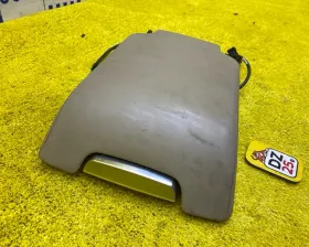Бардачок между сиденьями Land Rover