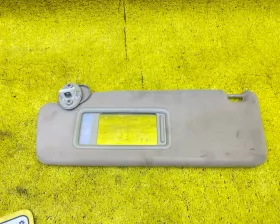 Козырек Toyota