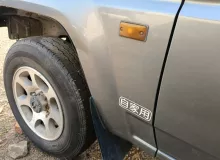 Крыло DAIHATSU ROCKY/FEROZA 1991/Цвет 168 F300S HDE, переднее левое Крыло DAIHATSU ROCKY/FEROZA 1991/Цвет 168 F300S HDE, переднее левое