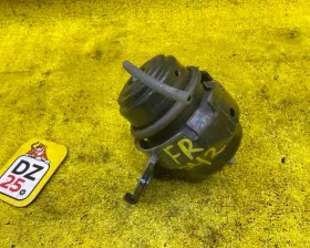 Подушка двигателя Toyota