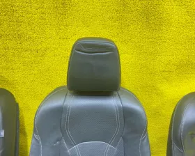 Сидение комплект Toyota