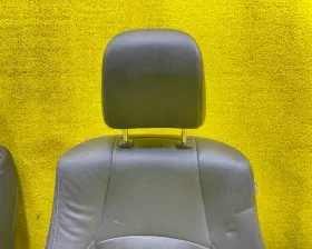 СИДЕНИЕ ПАРА Toyota
