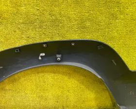 Накладка на крыло TOYOTA