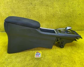Бардачок между сиденьями HONDA