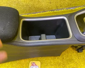 Бардачок между сиденьями HONDA
