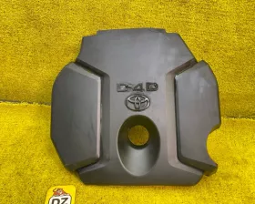 Пластиковая крышка на двс Toyota