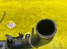 Патрубок интеркулера LEXUS RX300/RX200T 2015-2024 1736136030 AGL20W/AGL20L/AGL20R/AGL25W/AGL25L/AGL25R 8ARFTS, передний