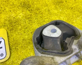 Подушка двигателя TOYOTA