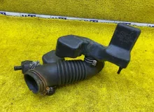 Патрубок воздушного фильтра TOYOTA LAND CRUISER PRADO/HILUX SURF 2004 1788162200 VZJ121/VZJ120W/VZJ120/VZJ121W/VZJ125W/VZJ125/VZN210W/VZN215W 5VZFE, передний