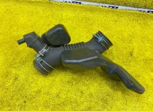 Патрубок воздушного фильтра TOYOTA LAND CRUISER PRADO/HILUX SURF 2004 1788162200 VZJ121/VZJ120W/VZJ120/VZJ121W/VZJ125W/VZJ125/VZN210W/VZN215W 5VZFE, передний