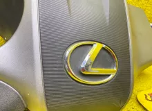 Пластиковая крышка на двс LEXUS RX300/RX200T 2016 1260136200 AGL25W/AGL25L/AGL25R/AGL20W/AGL20L/AGL20R/GYL25W/GYL25L/GYL25R/GYL20W/GYL20L/GYL20R/GYL20/GYL26W/GYL26L/GYL26/GGL20W/GGL20L/GGL20R/GGL21R/GGL25W/GGL25L/GGL25R/GGL26W/GGL26L/GGL26R 8AR-FTS, перед