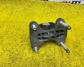 Подушка двигателя TOYOTA