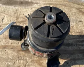 Подушка двигателя TOYOTA