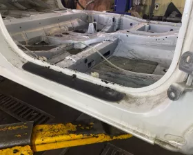 Порог кузова TOYOTA