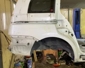Крыло заднее TOYOTA
