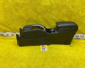 Бардачок между сиденьями NISSAN