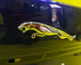 Крышка багажника Jaguar
