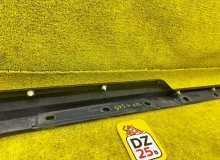 Накладка на порог TOYOTA VOXY/NOAH/ESQUIRE 2014/Цвет 202 7585028050 ZRR85W/ZRR85G/ZRR85/ZRR80G/ZRR80/ZRR80W/ZWR80/ZWR80G/ZWR80W 3ZRFAE, правая