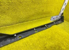 Накладка на порог TOYOTA VOXY/NOAH/ESQUIRE 2014/Цвет 202 7585028050 ZRR85W/ZRR85G/ZRR85/ZRR80G/ZRR80/ZRR80W/ZWR80/ZWR80G/ZWR80W 3ZRFAE, правая