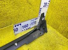 Накладка на порог TOYOTA VOXY/NOAH/ESQUIRE 2014/Цвет 202 7585028050 ZRR85W/ZRR85G/ZRR85/ZRR80G/ZRR80/ZRR80W/ZWR80/ZWR80G/ZWR80W 3ZRFAE, правая