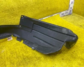 Подкрылок TOYOTA