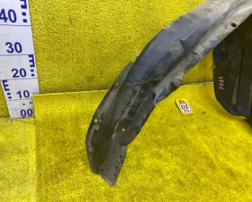 Подкрылок TOYOTA