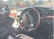 Доводчик двери пятой TOYOTA ALPHARD/VELLFIRE 2010/Цвет 1G3 8500759025 GGH25W/GGH25/GGH20W/GGH20/ANH20W/ANH20/ANH25W/ANH25/ATH20W/ATH20 2GRFE, задний