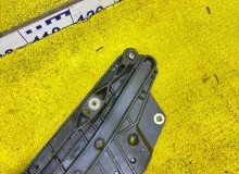 Доводчик двери TOYOTA VOXY/NOAH/ESQUIRE 2015/Цвет 070 8500628171 ZWR80/ZRR80W/ZRR80G/ZRR80/ZRR85G/ZRR85W/ZRR85/ZWR80G/ZWR80W 2ZRFXE, задний левый