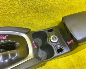 Бардачок между сиденьями NISSAN