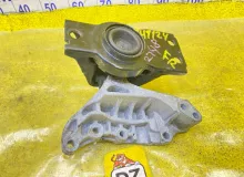 Подушка двигателя NISSAN SERENA 2016 112105TA0A GNC27/GFC27/GC27/C27 MR20DD, передняя правая