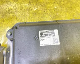 Блок управления двс TOYOTA