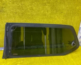Стекло собачника TOYOTA