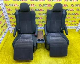 СИДЕНИЕ ПАРА TOYOTA