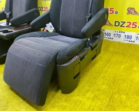 СИДЕНИЕ ПАРА TOYOTA