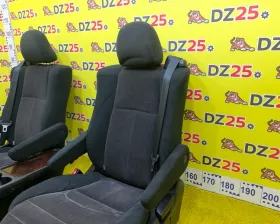 СИДЕНИЕ ПАРА TOYOTA
