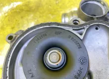 Помпа BMW X5 2008 11517586779 E70 N62B48, передняя