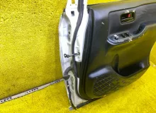 Дверь боковая TOYOTA VOXY/NOAH/ESQUIRE 2014/Цвет 070 6700128250 ZRR80G/ZRR80W/ZRR80/ZRR85G/ZRR85W/ZRR85/ZWR80/ZWR80G/ZWR80W 3ZRFAE, передняя правая