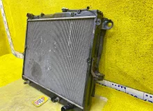 Радиатор основной TOYOTA LAND CRUISER/LAND CRUISER CYGNUS/LX470 2003 1640050210 UZJ100W/UZJ100L/UZJ100 2UZFE, передний